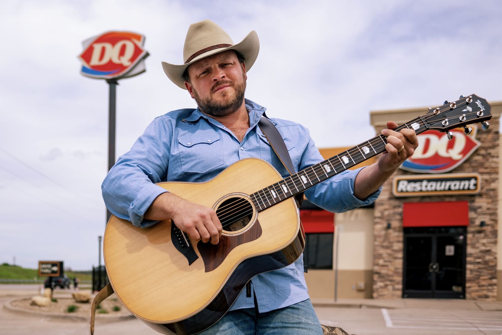 Texas Country Artist Josh Abbott and DQ Restaurants in Texas Do It Again With a New Collaboration Texas Country Artist Josh Abbott and DQ Restaurants in Texas Do It Again With a New Collaboration