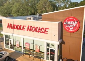 Record-Breaking Huddle House Celebrates Grand Opening in Greenbrier, July 15