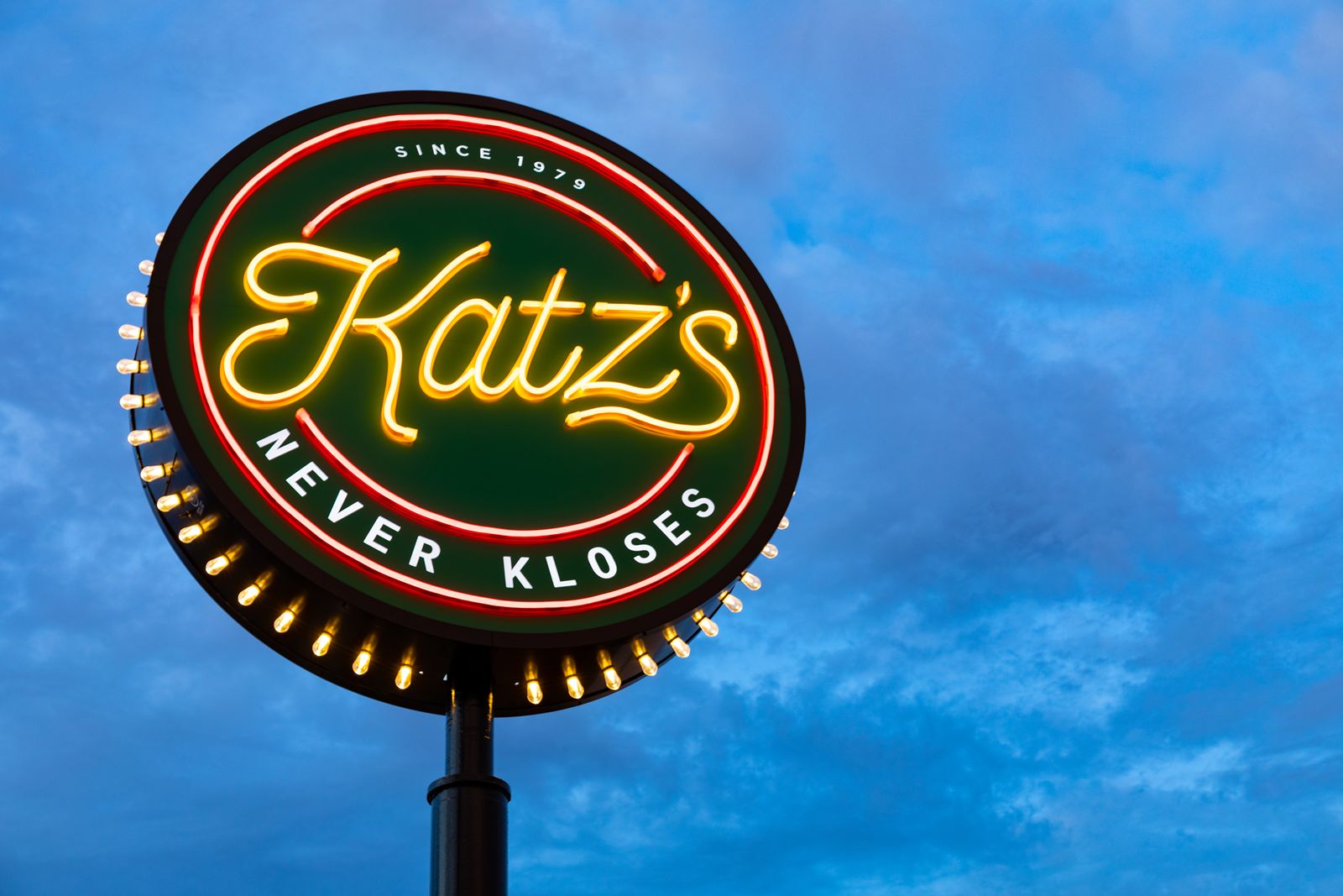 'Katz's Never Kloses' … Unless Klosing on a New Building Counts 'Katz's Never Kloses' … Unless Klosing on a New Building Counts