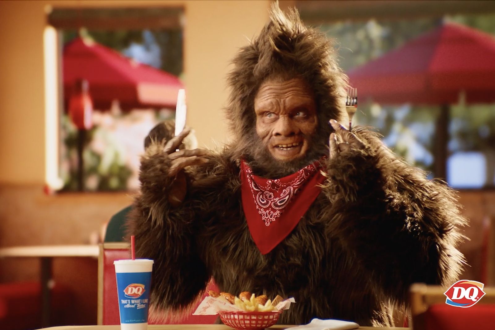 LOOMIS Debuts Wildly Fun New TV Spot for Buffalo and Honey BBQ Sauced & Tossed Chicken Strips from Texas Dairy Queen Operators' Council LOOMIS Debuts Wildly Fun New TV Spot for Buffalo and Honey BBQ Sauced & Tossed Chicken Strips from Texas Dairy Queen Operators' Council