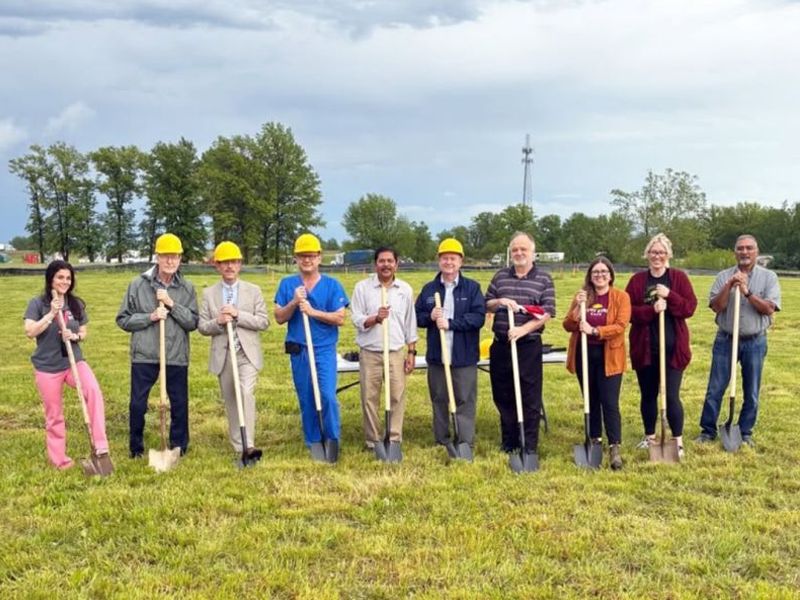 Sunny Street Café Breaks Ground on First Freestanding Location Sunny Street Café Breaks Ground on First Freestanding Location
