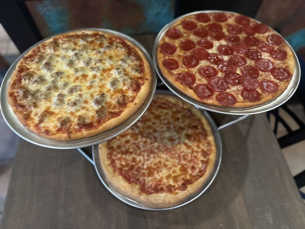 Leona's Pizzeria & Restaurant to Celebrate McHenry Grand Opening on July 8 Leona's Pizzeria & Restaurant to Celebrate McHenry Grand Opening on July 8