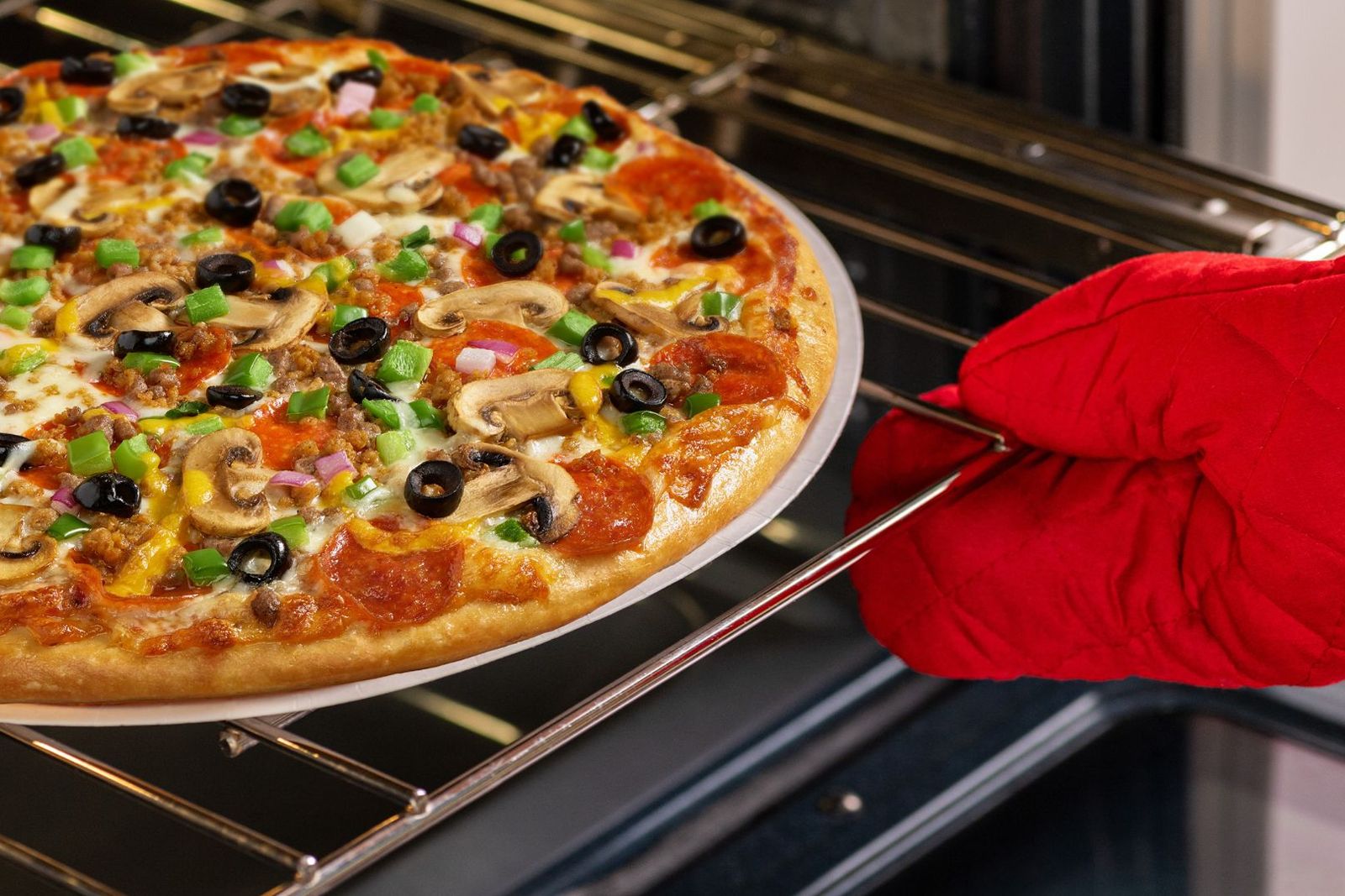 Papa Murphy's Named No. 1 Pizza Chain for Customer Service by Newsweek Papa Murphy's Named No. 1 Pizza Chain for Customer Service by Newsweek