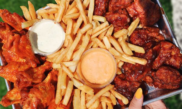 May Restaurant Deals for Mother's Day, Memorial Day, National Hamburger Day, and More!