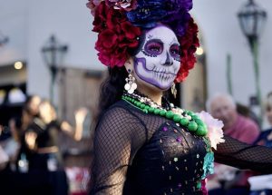 Barrio Queen’s 5-Day Cinco Celebration Takes Over the Valley!