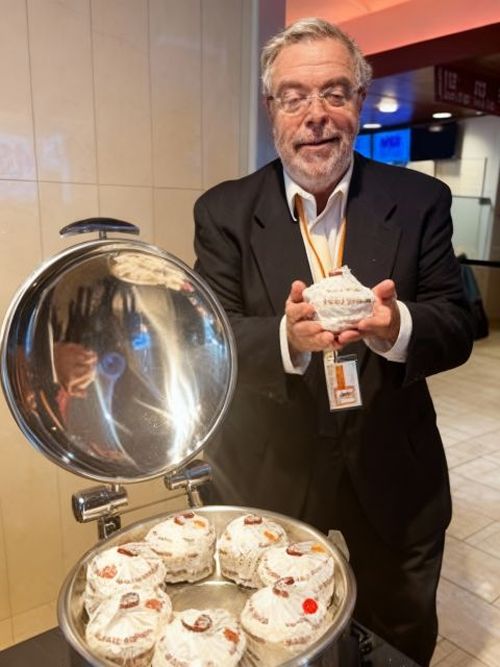 Drew Nieporent How Legends Are Created: Madison Square Garden, Drew Nieporent, The Daily Burger and PleatPak