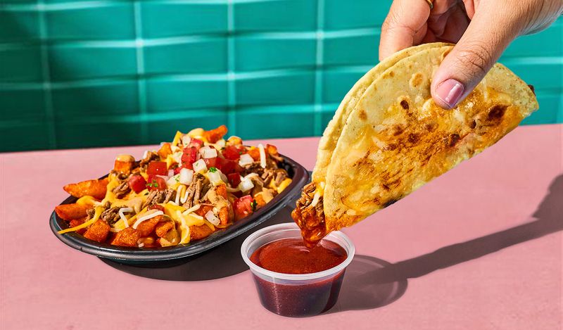 Taco Bell's Shredded Beef Dipping Taco Returns, Ready To Deliver the Ultimate Saucy Experience Taco Bell's Shredded Beef Dipping Taco Returns, Ready To Deliver the Ultimate Saucy Experience