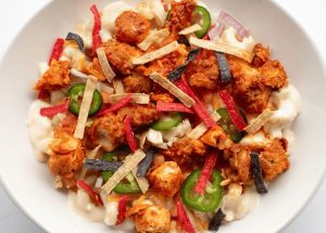 Wings and Rings Dives into Summer with New Loaded Mac Bowls and Dragon Fruit Sips