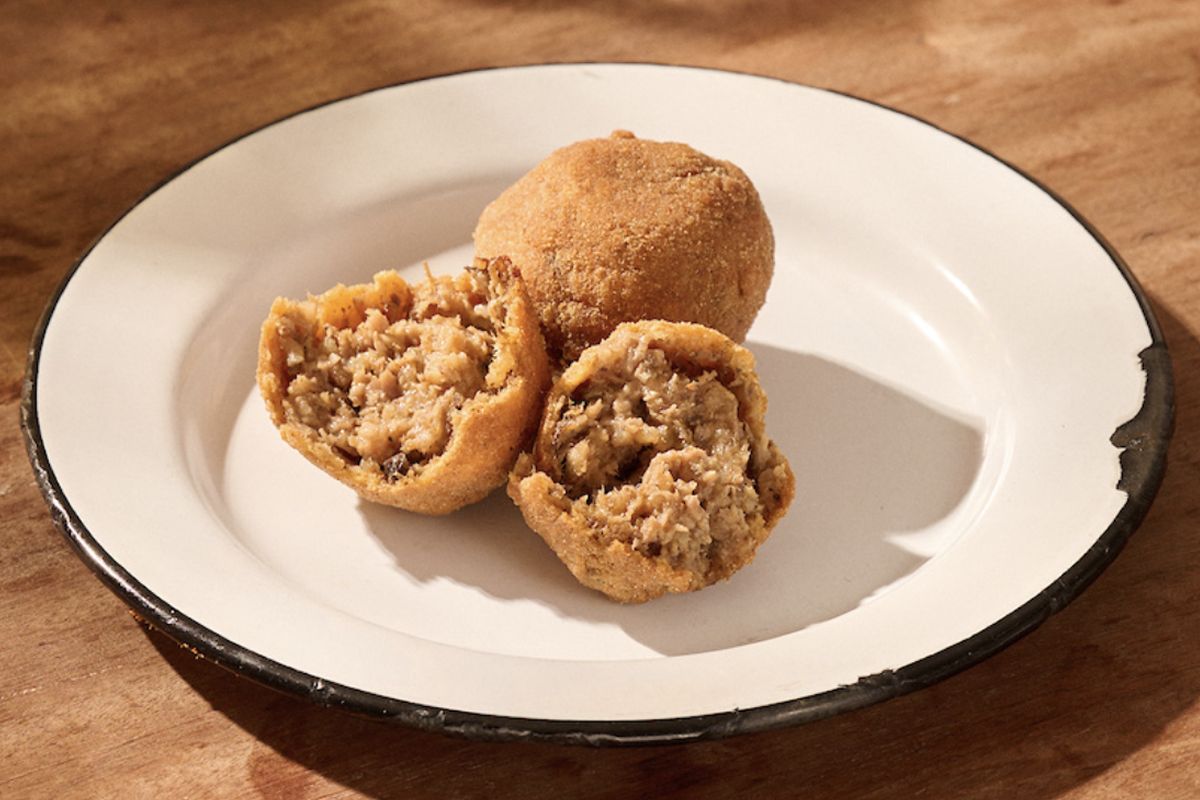 Off The Hook Brings a Louisiana Legend to the Menu with New Best Stop Boudin Balls Off The Hook Brings a Louisiana Legend to the Menu with New Best Stop Boudin Balls