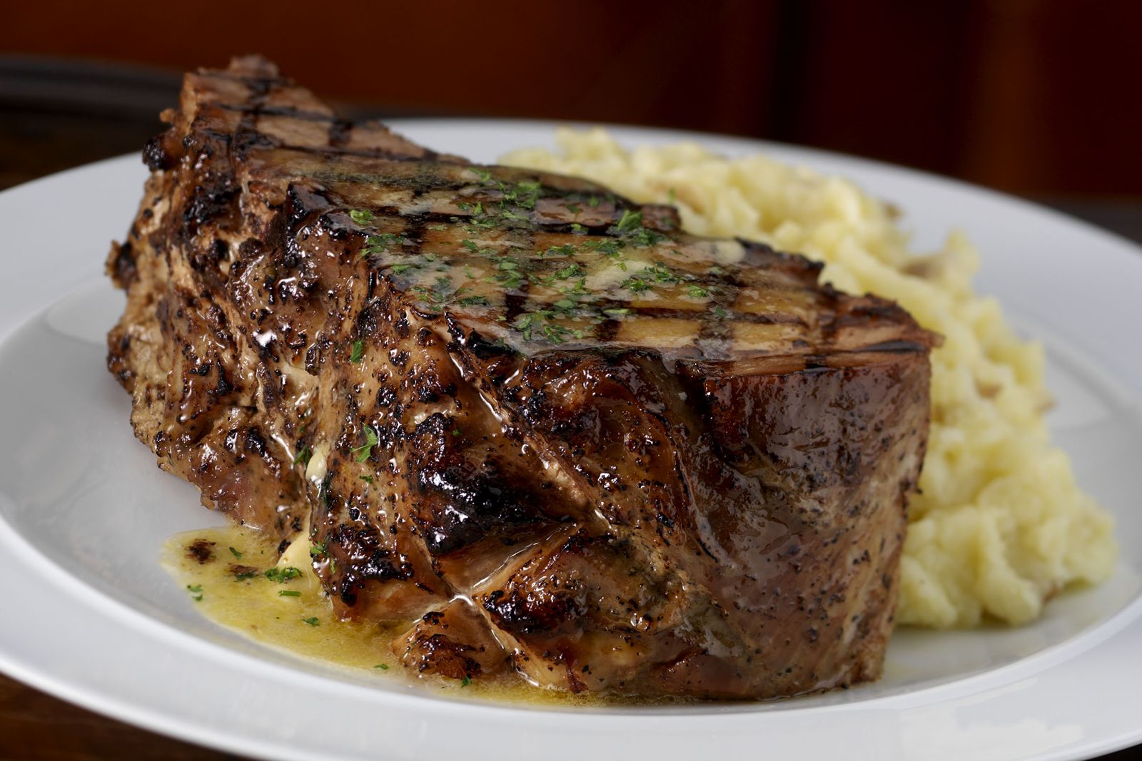 Steak and Ale Pork Chop Steak and Ale Makes Triumphant Return to South Carolina With Franchise Development in Anderson