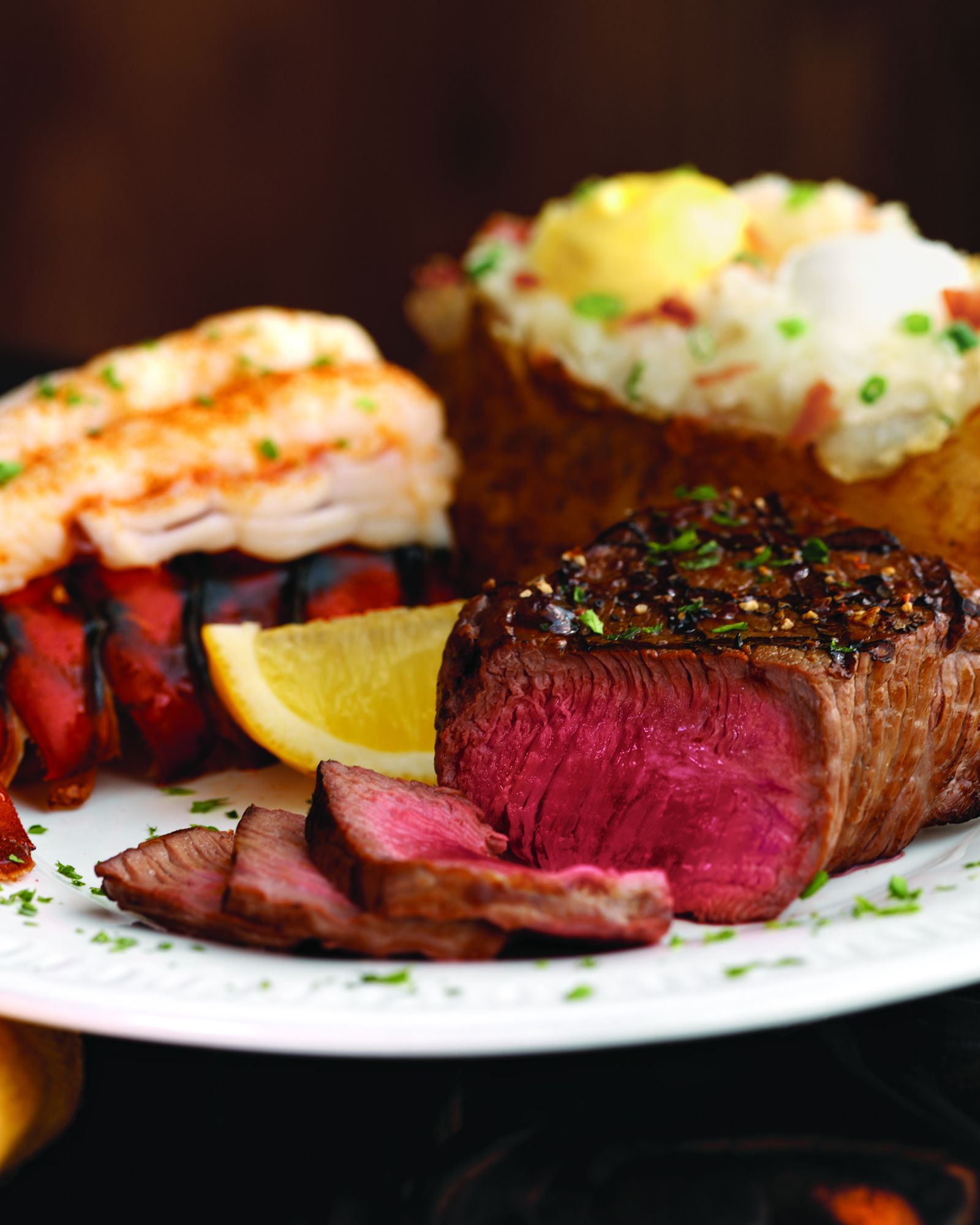 Steak and Ale Sirloin and Lobster Steak and Ale Makes Triumphant Return to South Carolina With Franchise Development in Anderson