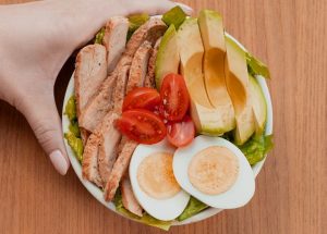 la Madeleine Welcomes Summer with Fresh Salads, Croissant Croutons and Strawberry Sweets