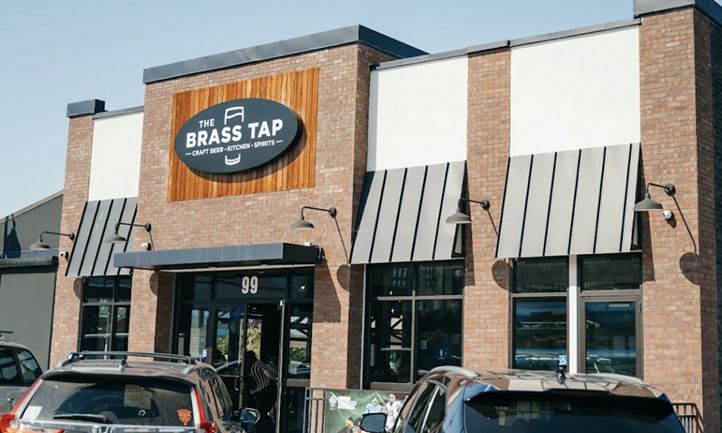 The Brass Tap Marina Franchisee Karl Waller Earns Highest Sales Volume Award at 2026 FSC Franchise Conference