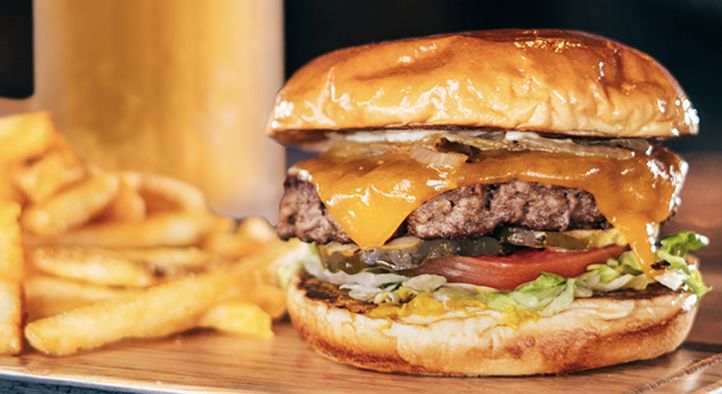 Twin Peaks Honors Veterans and Active-Duty Military With Free Entrées on Veterans Day