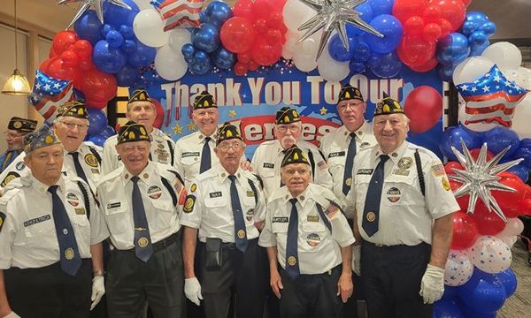 Veterans Day - Golden Corral November Restaurant Deals for Friendsgiving, Veterans Day, Happy Hour Day, and More!